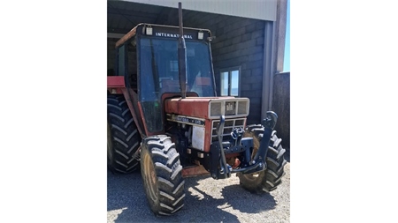 TRAKTORIN YLEISMALLINEN ETUNOSTOLAITE SARJA CAT. 2 1500 KG