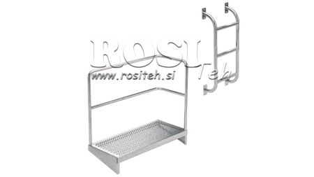 PLATTFORM MED RÄCKE + STEGE